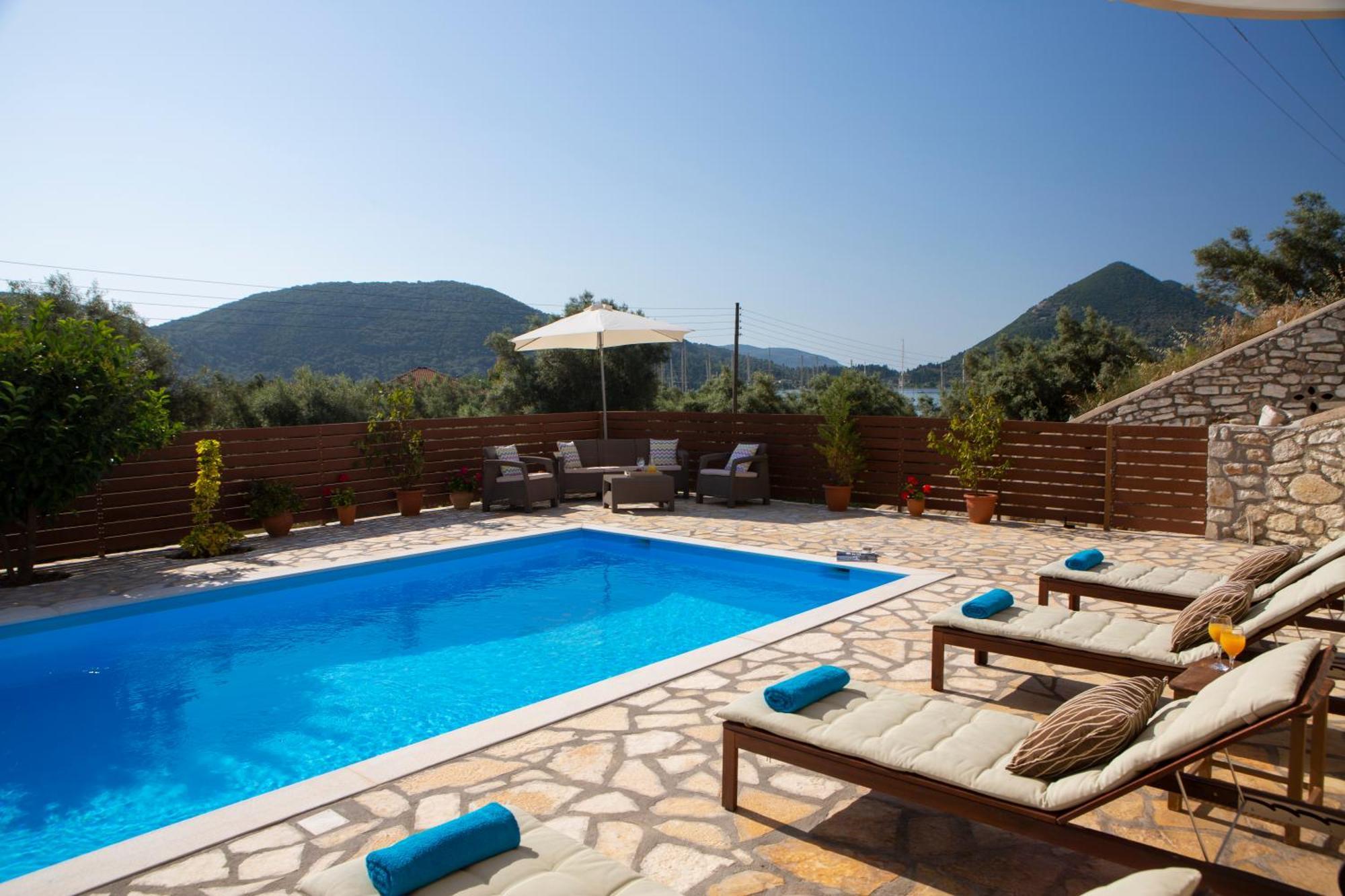 Neora Villa
